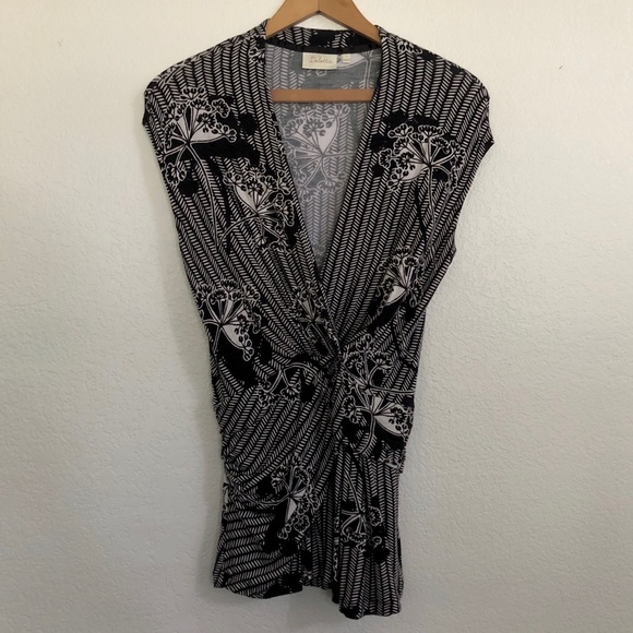 Floral wrap top - Picture 1 of 3